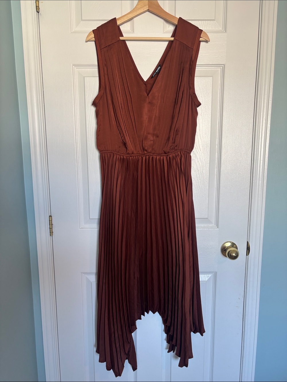 Steve Madden pleated handkerchief Donna dress